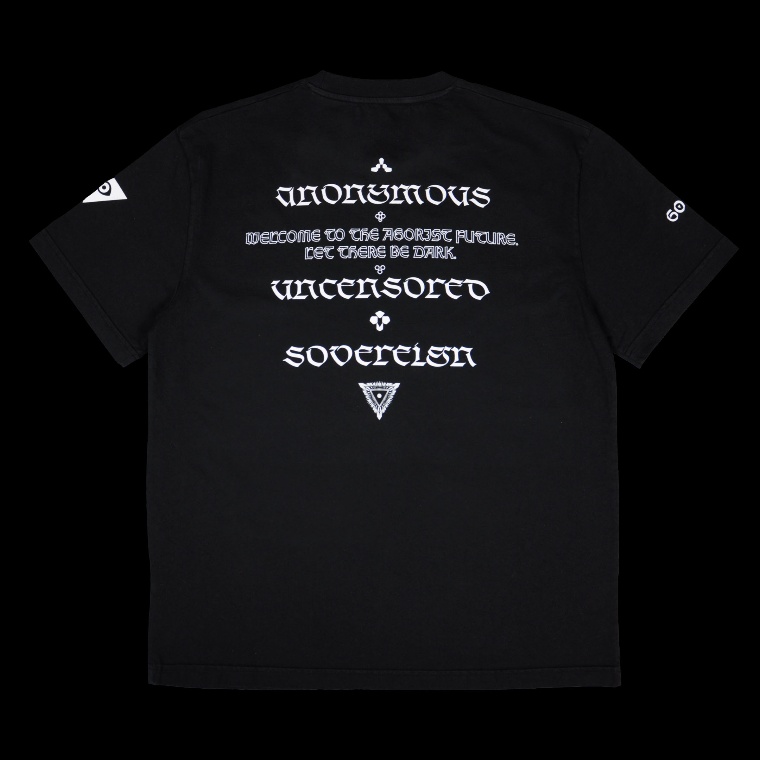 tshirt_0004_3-B.jpg